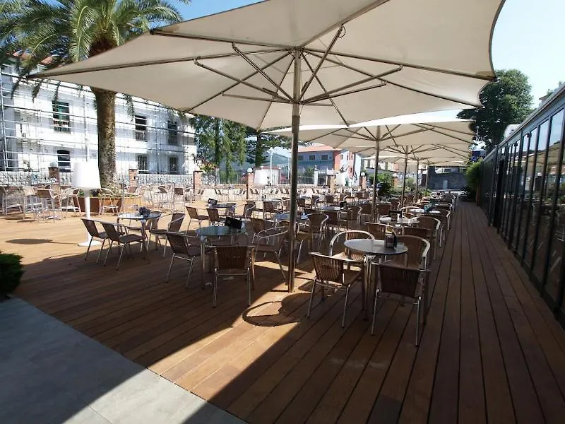 Hotel Zenit Mar نوخا 2*,