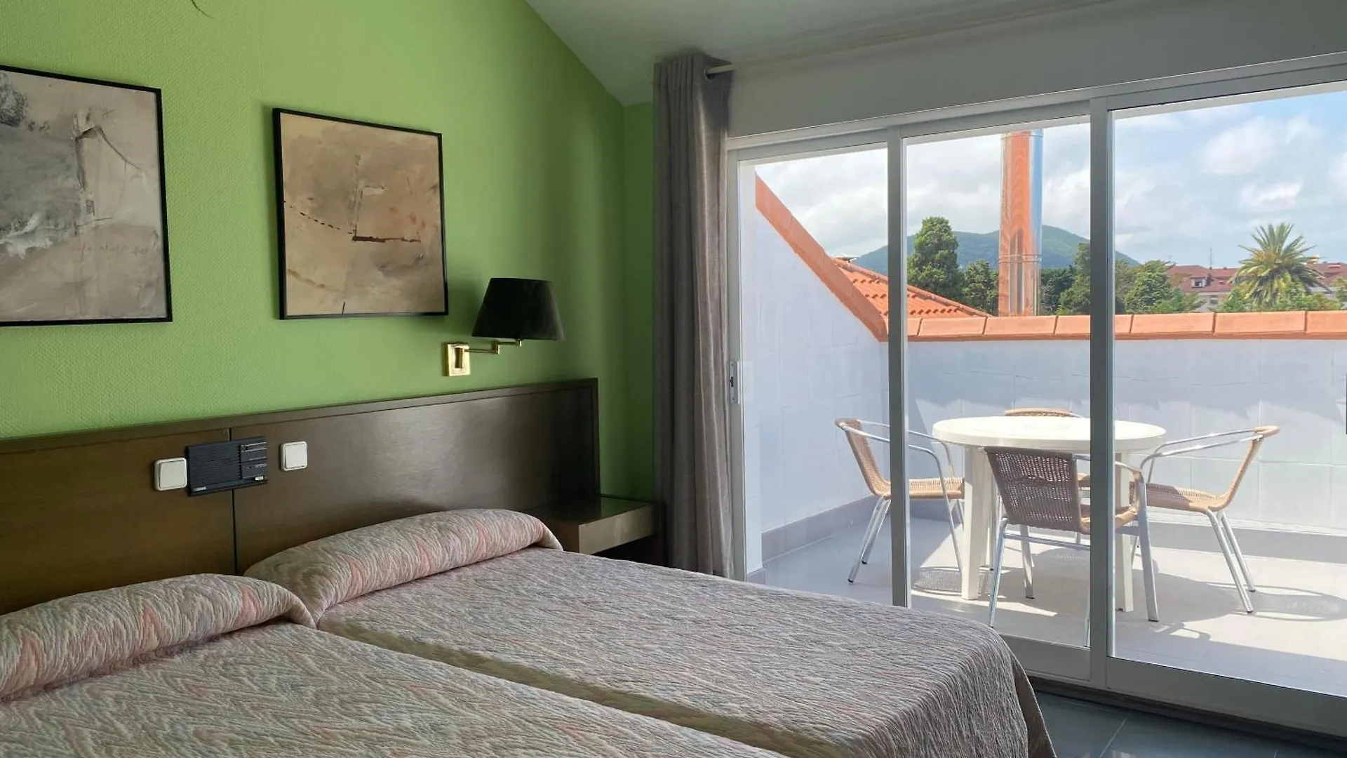 **  Hotel Zenit Mar نوخا إسبانيا