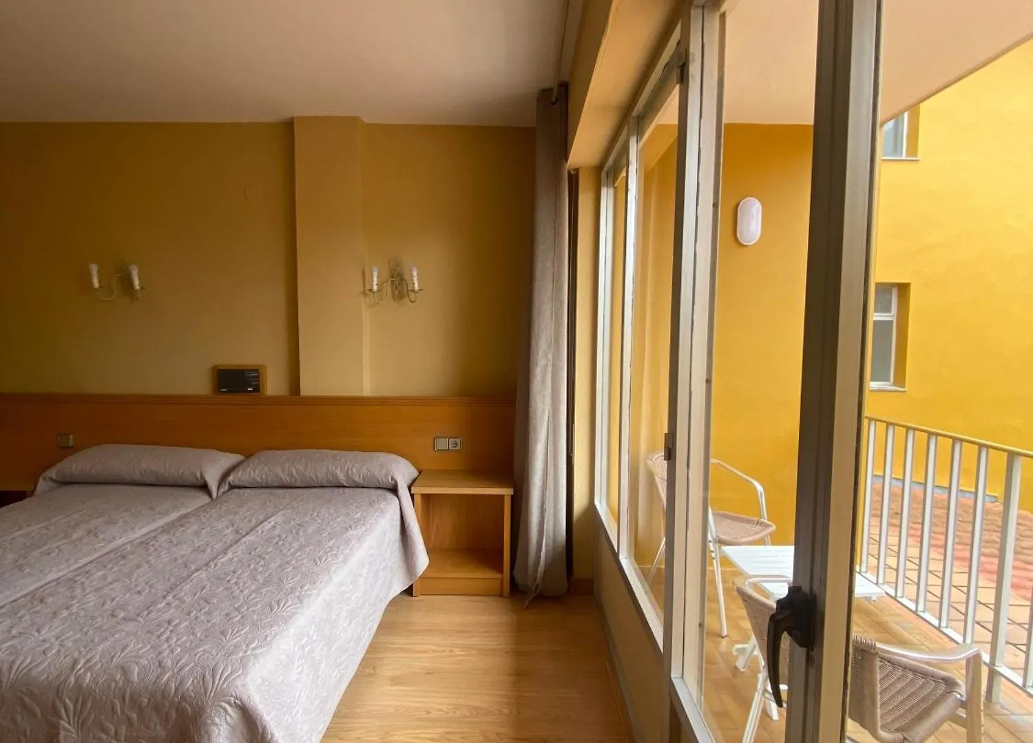 Hotel Zenit Mar نوخا